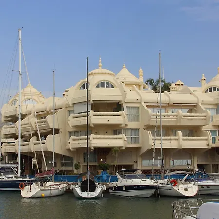 Isla Puerto Marina Benalmadena