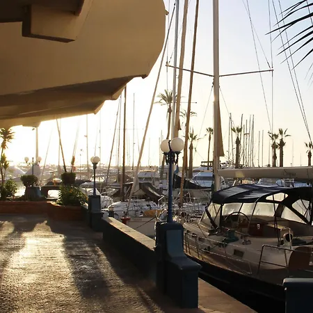 Isla Puerto Marina Apartment *